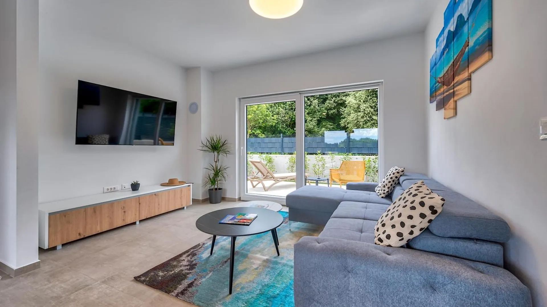 Villa Blue Oasis Liznjan With Private Pool 0*,  Croatia